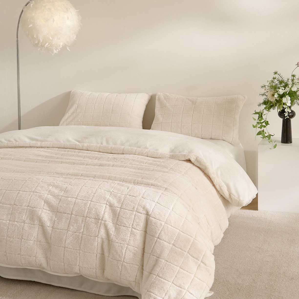 Set de lenjerie cu blană artificială de iepure în carouri și catifea de lapte – Set de pat din 3 piese din jacquard moale